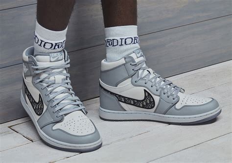 nike jordan collab dior|dior jordan 1 release date.